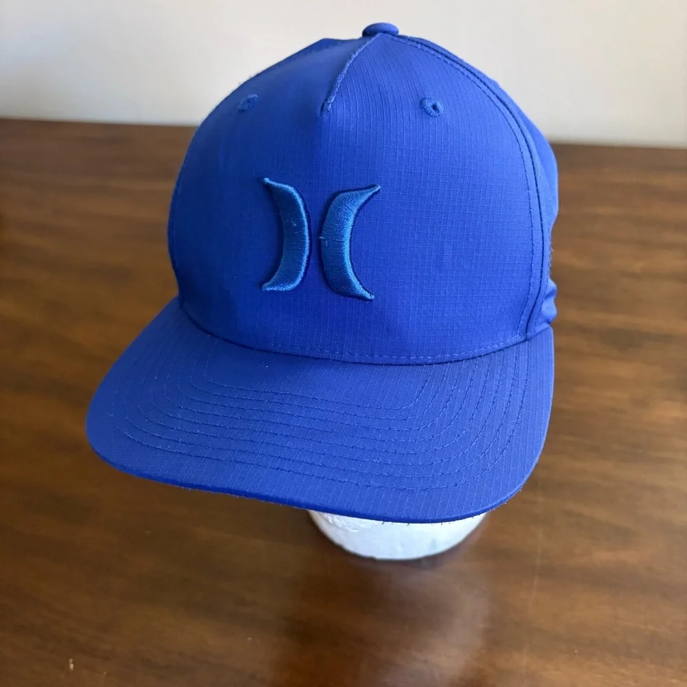 Hurley Blue Men's Hat Adjustable preppy sporty golf